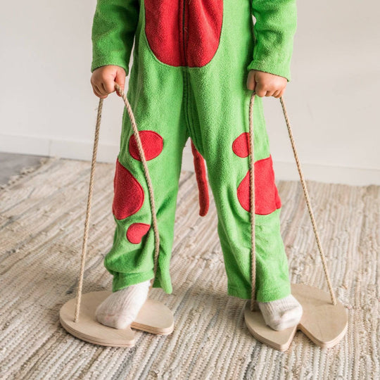 Wooden stepping stones WITH rope (Animal footprint) - EWART WOODS
